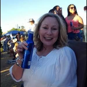 Meet your Posher, Gloria